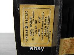 Radio GE modèle C427 DIAL BEAM General Electric vintage 5 tubes rétro Canada.