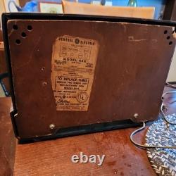 Radio Ge Vintage 1951 en Bakélite Couleur Violette Modèle 422 Fonctionnant uniquement en AM