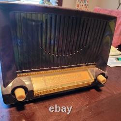 Radio Ge Vintage 1951 en Bakélite Couleur Violette Modèle 422 Fonctionnant uniquement en AM