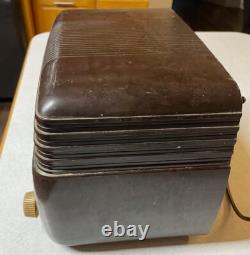Radio Générale Électrique GE Modèle 100 Bakélite Vintage Fonctionnelle