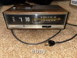 Radio Réveil Flip Vintage General Electric 1978
