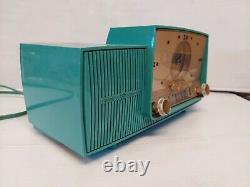 Radio Vintage De Cuisine General Electric Rare De Couleur Avec Des Tubes Travaillant