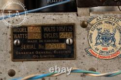 Radio Vintage Modèle E-53X par Canadian General Electric