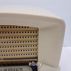 Radio à lampes Bakélite General Electric Modèle 115 des années 1940, fonctionne 115W, USA