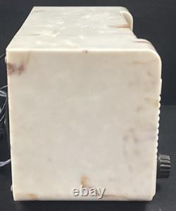 Radio à lampes General Electric vintage des années 1940, modèle CL-500