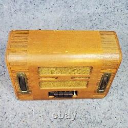 Radio à tube General Electric GD-60 RARE Vintage 1938 en bois avec boutons poussoirs AM GE tel quel