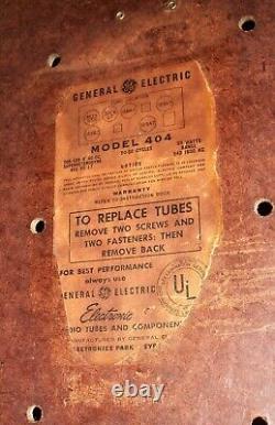 Radio à tube Vintage Ge General Electric Modèle 404 Bande de diffusion Am Pièces de réparation