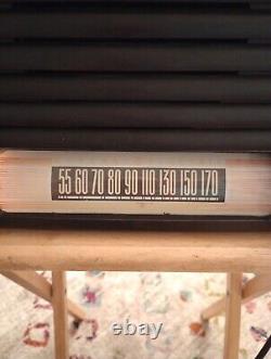 Radio à tube bakélite vintage GE modèle 107 des années 1950 General Electric TESTÉ FONCTIONNE