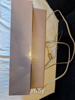 Radio à tubes AM FM General Electric vintage Cocoa en état de fonctionnement rare 8 13 5.5 pouces