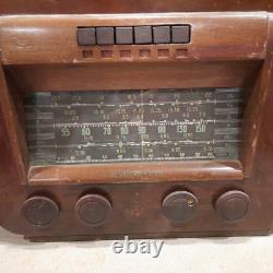 Radio à tubes AM GE Vintage RARE Canada General Electric Modèle K 70 Pièces/Réparation