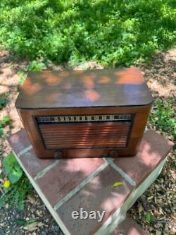 Radio à tubes General Electric modèle J-51 vintage d'avant-guerre