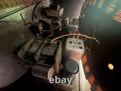 Radio à tubes General Electric modèle J-51 vintage d'avant-guerre