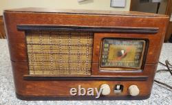 Radio à tubes en bois vintage rare superhétérodyne GE General Electric HJ612