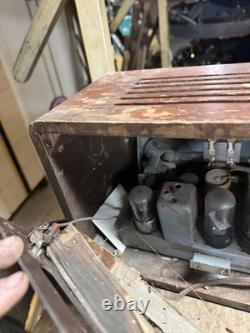 Radio à tubes superhétérodyne General Electric modèle L-652 rare vintage des années 1940, USA