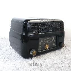 Radio à tubes vintage GE modèle 200 Bakélite noire AM General Electric fonctionne