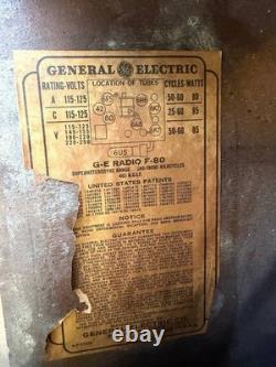 Radio de table AM vintage General Electric GE F-80 en bois, radio à lampes, 1930, non testé