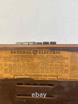 Radio de table en bois General Electric GD-60 de 1938 restaurée professionnellement