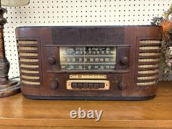 Radio de table vintage General Electric GE J-71