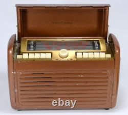 Radio portable à tube AM et ondes courtes General Electric GE 260 vintage 1946/47