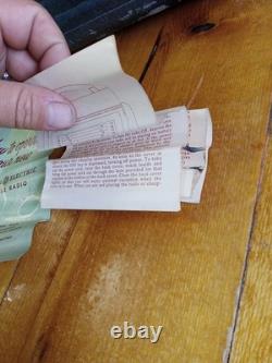 Radio portable à tubes AM et ondes courtes General Electric GE 260 vintage 1946/47