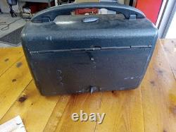 Radio portable à tubes AM et ondes courtes General Electric GE 260 vintage 1946/47