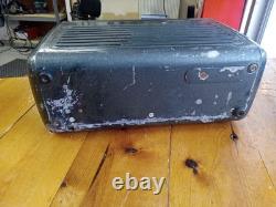 Radio portable à tubes AM et ondes courtes General Electric GE 260 vintage 1946/47