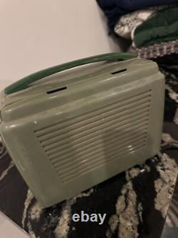Radio portative à tubes GENERAL ELECTRIC Modèle 604 des années 1950 rare en état de marche