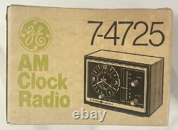 Radio-réveil AM General Electric 7-4725 Marque Singapour Neuf dans sa boîte scellée