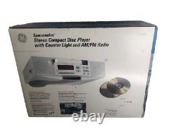 Radio réveil General Electric Spacemaker AM/FM avec lecteur de cassette 7-4290 NOS
