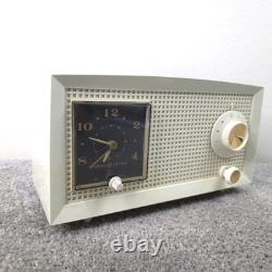 Radio-réveil à tubes AM GE Vintage MCM Modèle C-402A Blanc FONCTIONNEL