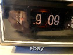 Radio-réveil flip clock General Electric vintage des années 1980 7-4305F FONCTIONNEL
