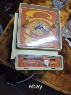 Radio- réveil vintage Général Electric C3300A de 1969, fonctionnel, psychédélique et groovy
