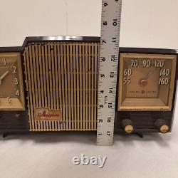Radio-réveil vintage General Electric GE modèle rare 580 Musaphonic