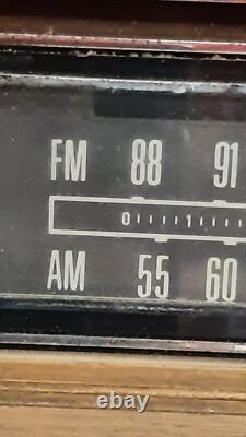 Radio stéréo de table à état solide Vintage General Electric GE en boîtier en bois fonctionne