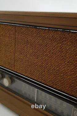 Radio stéréo de table à état solide Vintage General Electric GE en boîtier en bois fonctionne