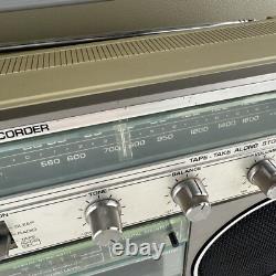 Radio uniquement General Electric Vintage Boombox Modèle No. 3-5257A