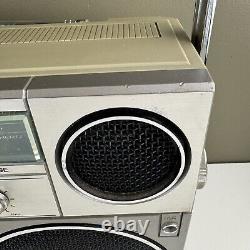 Radio uniquement General Electric Vintage Boombox Modèle No. 3-5257A