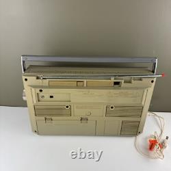 Radio uniquement General Electric Vintage Boombox Modèle No. 3-5257A