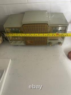 Radio-veilleuse vintage GE General Electric modèle rare 582 Musaphonic