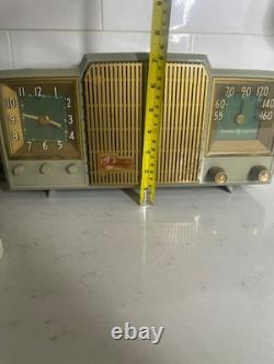 Radio-veilleuse vintage GE General Electric modèle rare 582 Musaphonic