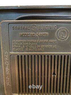 Radio vintage General Electric AM/FM/8 pistes