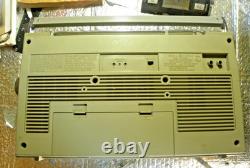 Radiocassette vintage General Electric n° 3-52454A AM/FM pour pièces ou à restaurer Radiocassette vintage General Electric n° 3-52454A AM/FM pour pièces ou à restaurer