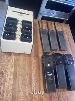 Radios Vtg/GE MPR/UHF/RPT-DIR/CG (PL)/2 voies et batteries/étuis/chargeur rapide 6 ports