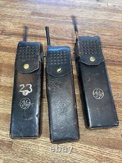 Radios Vtg/GE MPR/UHF/RPT-DIR/CG (PL)/2 voies et batteries/étuis/chargeur rapide 6 ports