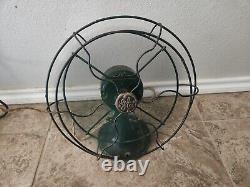 Rare Antique GENERAL ELECTRIC Ventilateur de bureau Vintage Vert Armée FONCTIONNE