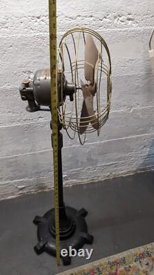 Réparation du ventilateur oscillant de sol Vortalex General Electric 6 pieds FM12M11 des années 40