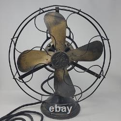 Restauration prête d'un ancien ventilateur à oscillation en laiton GENERAL ELECTRIC de 13 pouces