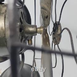 Restauration prête d'un ancien ventilateur à oscillation en laiton GENERAL ELECTRIC de 13 pouces