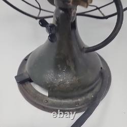 Restauration prête d'un ancien ventilateur à oscillation en laiton GENERAL ELECTRIC de 13 pouces