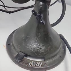 Restauration prête d'un ancien ventilateur à oscillation en laiton GENERAL ELECTRIC de 13 pouces